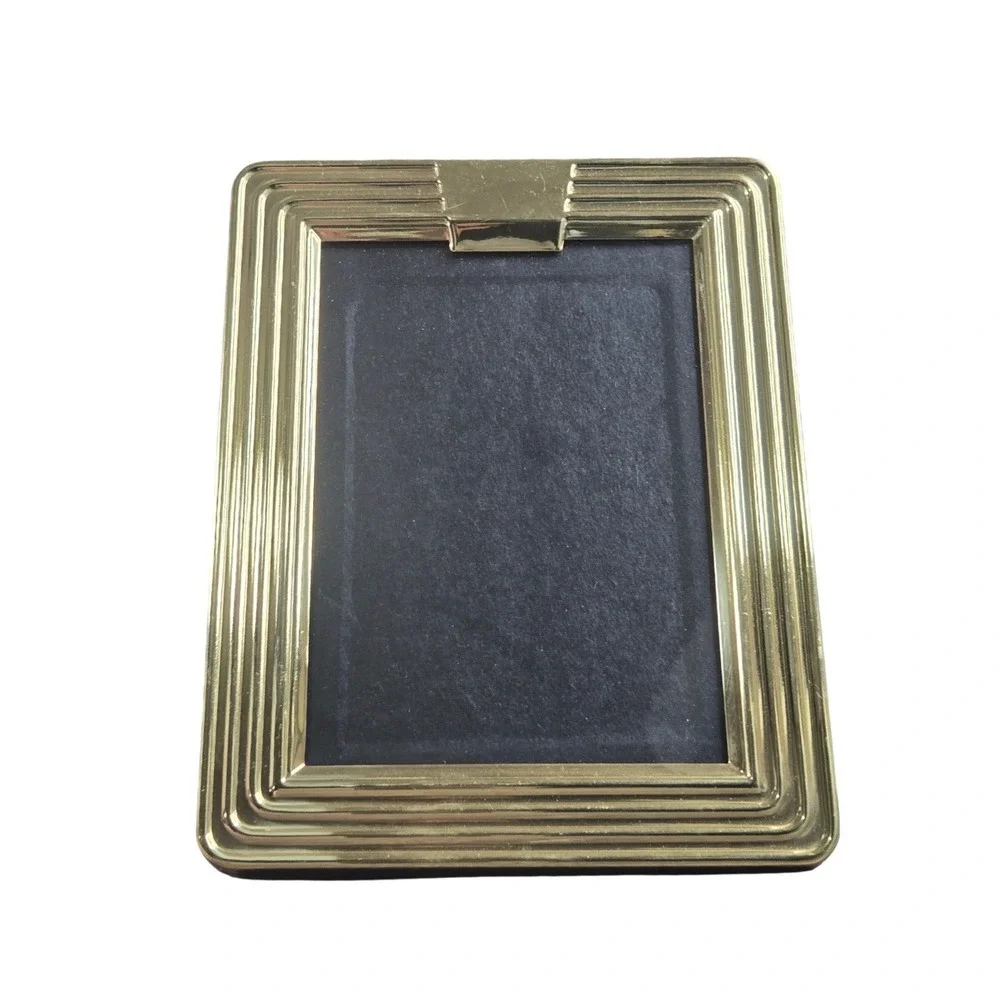 Vintage Art Deco Ribbed Gold Tone Picture Frame 8x6Tiered Edge Design